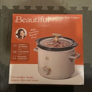 Beautiful Kitchenware Slow Cooker - Cream
